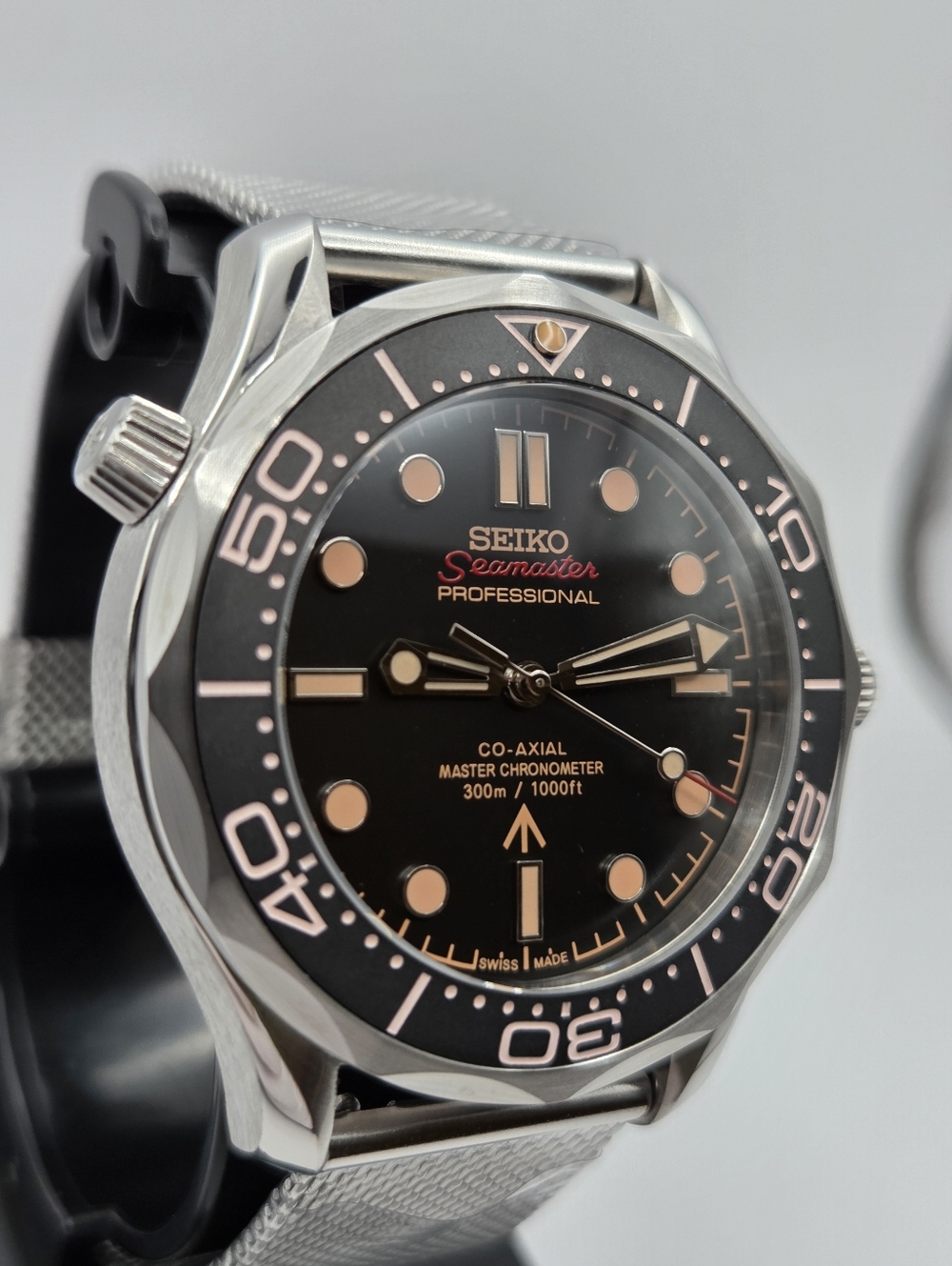 New Custom SeikoMod 41mm Automatic Dive Watch 007 - Picture 4 of 6
